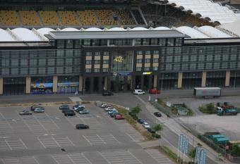 Fletcher Hotel-Restaurant Parkstad- Zuid Limburg allows 18 year olds to book a room