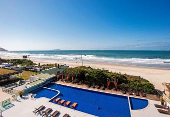 Slaviero Ingleses Convention allows 18 year olds to book a room