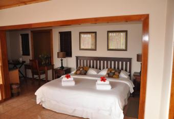 Hildesheim Guest Lodge allows 18 year olds to book a room