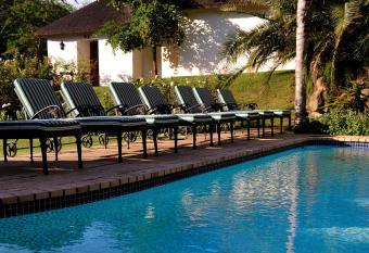 Woodall Country House and Spa has Balcony rooms