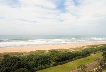 Beachfront Apartments @ Amanzimtoti has Balcony rooms