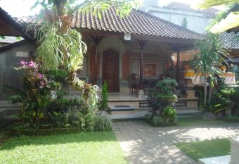 Shindu Home Stay allows 18 year olds to book a room