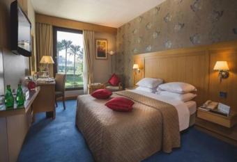 Le Passage Cairo Hotel & Casino has Smoking rooms