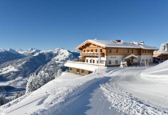 BichlAlm Berggasthof has Balcony rooms