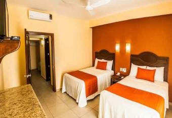 Casa Danna Huatulco has Balcony rooms