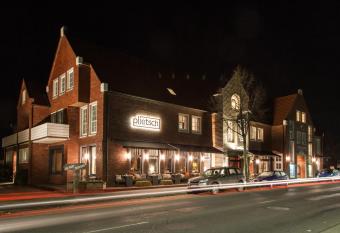 Kr  gers Hotel allows 18 year olds to book a room