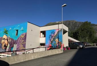 Trolltunga Guesthouse has Balcony rooms