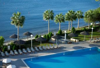 Atlantica Miramare Beach allows 18 year olds to book a room