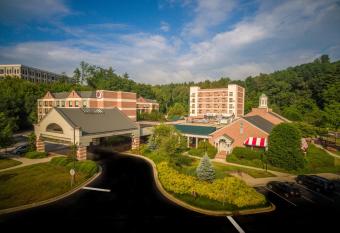 DoubleTree by Hilton Asheville - Biltmore has Balcony rooms