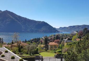 La Finestra Sul Lago allows 18 year olds to book a room