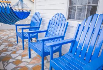 Casa Brisa Guest House has Balcony rooms