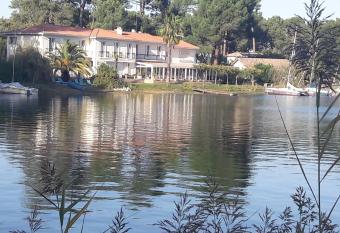 La Caravelle Logis allows 18 year olds to book a room