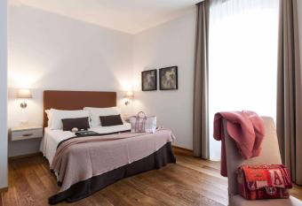 Giuturna Boutique Hotel allows 18 year olds to book a room