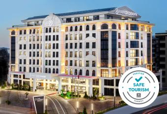 Park Dedeman Trabzon has Smoking rooms