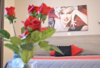 Marianna Hotel Apartments allows 18 year olds to book a room