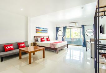 Skipper s Karon allows 18 year olds to book a room