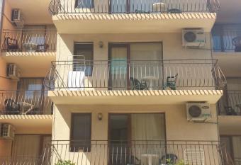 Guest House Pri Valyo has Balcony rooms