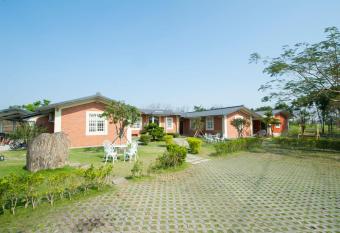 Yesday B&B has Balcony rooms