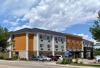 Best Western Greeley allows 18 year olds to book a room
