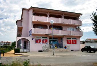 Apartments with a parking space Lopar, Rab - 5019 has Balcony rooms