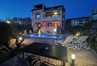 Apartments with a swimming pool Punat, Krk - 5378 has Balcony rooms