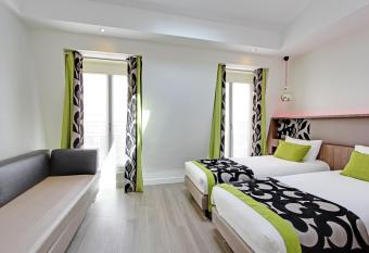 Hotel Alhambra has Balcony rooms