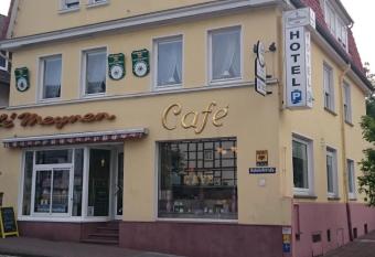 Hotel Cafe Meynen has Balcony rooms