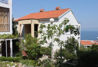 Apartments with a parking space Ravni, Labin - 7661 has Balcony rooms