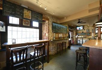 La Posada del Grifo has Balcony rooms