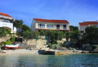 Apartments by the sea Tri Zala, Korcula - 174 has Balcony rooms