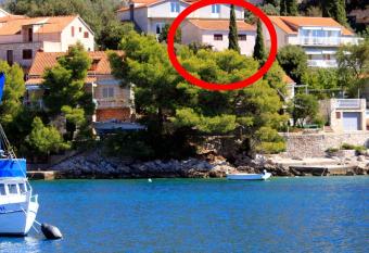 Apartments by the sea Brna, Korcula - 560 has Balcony rooms