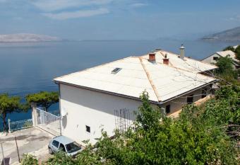 Apartments by the sea Sveti Juraj, Senj - 2399 has Balcony rooms
