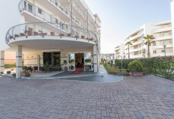 Hotel La Ninfea has Balcony rooms