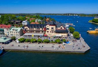 Waxholms Hotell has Balcony rooms