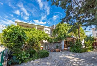 Apartments with a parking space Selce, Crikvenica - 2381 has Balcony rooms