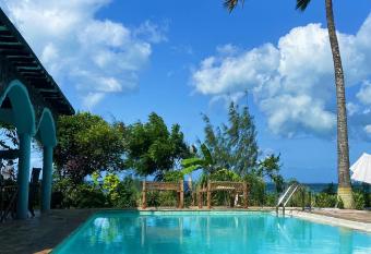 Villa Fiona has Balcony rooms