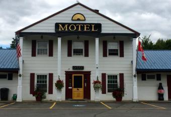 Colonial Valley Motel allows 18 year olds to book a room