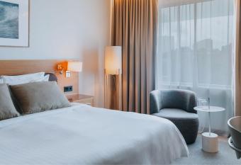 Courtyard by Marriott Stockholm Kungsholmen allows 18 year olds to book a room