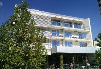 Sesto Senso has Smoking/Balcony rooms