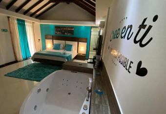 Hotel Jade Spa allows 18 year olds to book a room