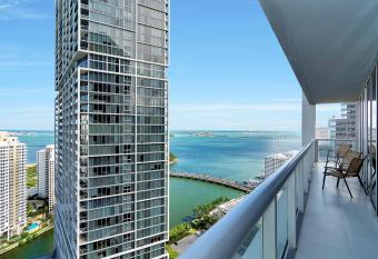 Icon Residences by SS Vacation Rentals has Balcony rooms