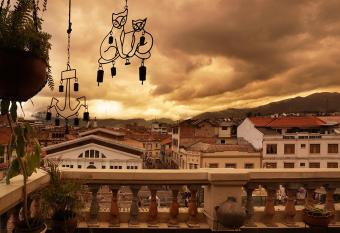 El Cafecito Hostel Cuenca has Balcony rooms