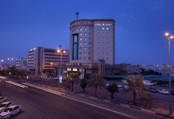 Coral Al Ahsa Hotel allows 18 year olds to book a room