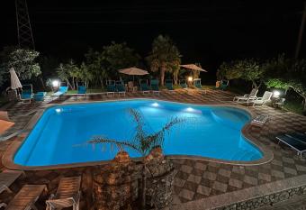 Hotel Royal has Balcony rooms