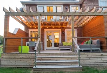 North Harbor Montauk has Balcony rooms