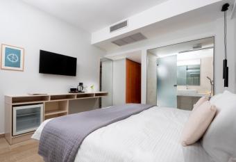 Athena Hotel has Balcony rooms