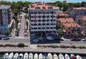 Aparthotel Capitol has Balcony rooms