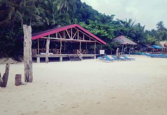 White Beach Front and Cottages has Balcony rooms