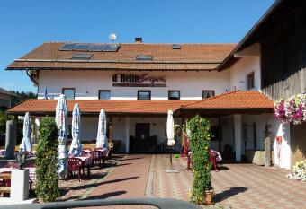 Gasthof Pension Gregori has Balcony rooms
