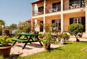 Maria s Apartments allows 18 year olds to book a room